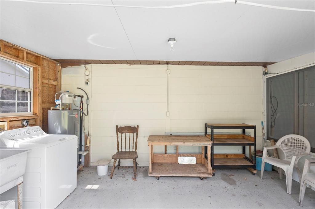 Под контрактом: $220,000 (3 спален, 2 ванн, 1134 Квадратных фут)