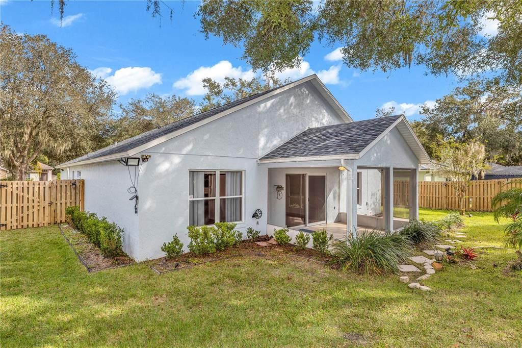 Active With Contract: $360,000 (4 beds, 2 baths, 1888 Square Feet)