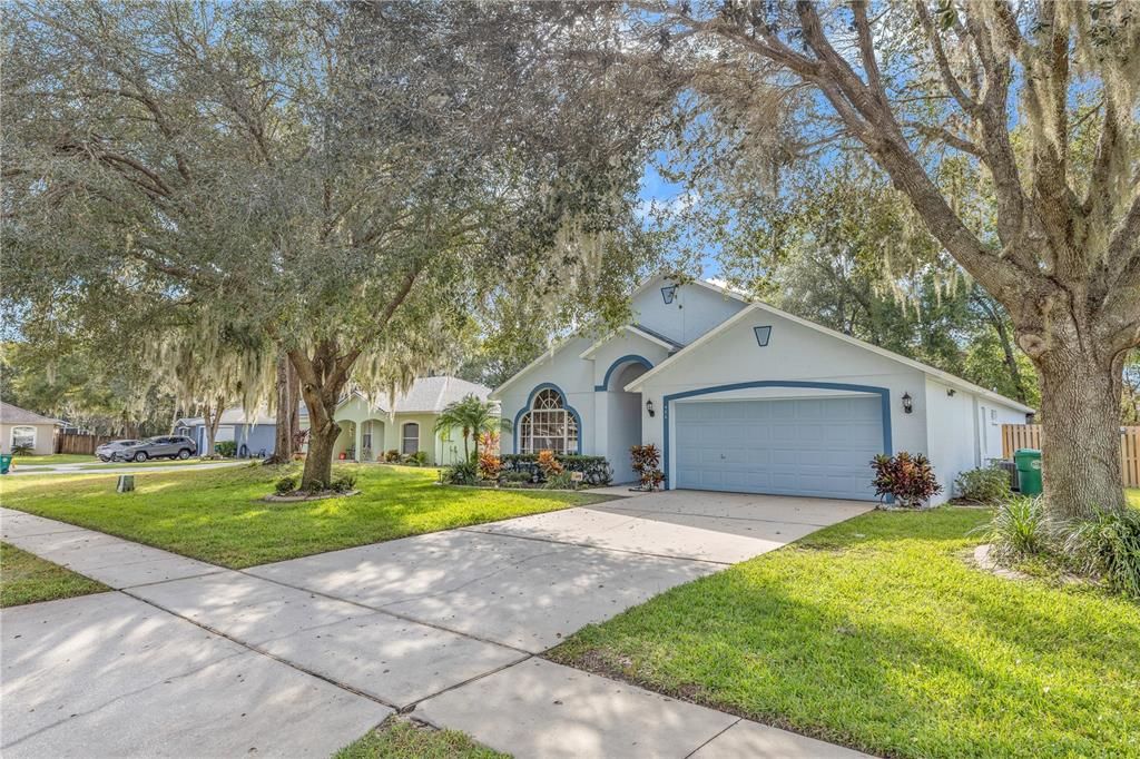 Active With Contract: $360,000 (4 beds, 2 baths, 1888 Square Feet)