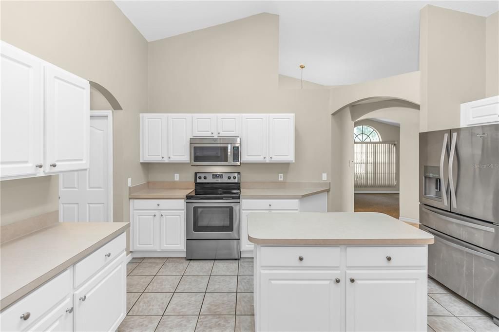 Active With Contract: $360,000 (4 beds, 2 baths, 1888 Square Feet)