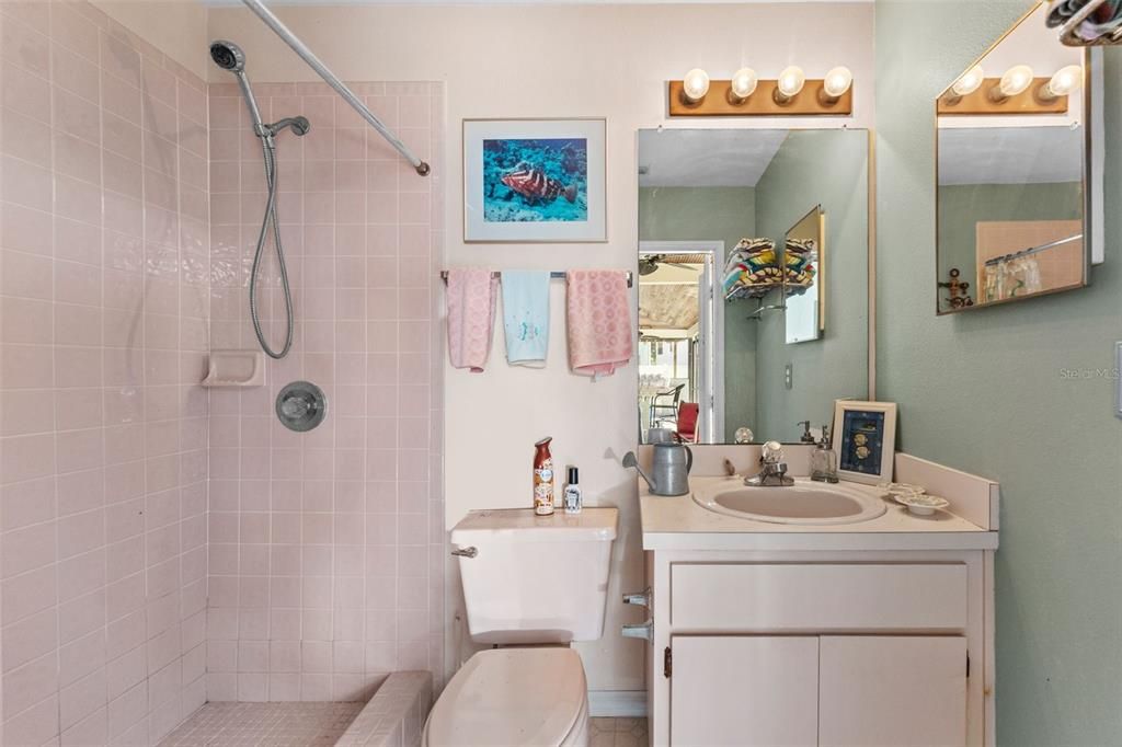 待售: $780,000 (4 贝兹, 2 浴室, 3219 平方英尺)