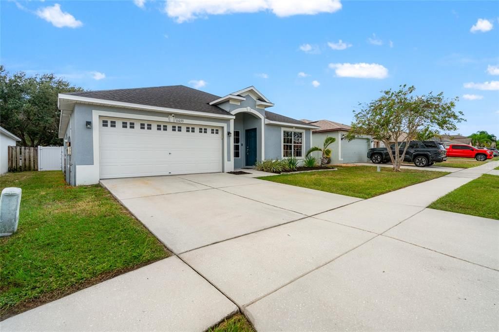 Active With Contract: $320,000 (3 beds, 2 baths, 1450 Square Feet)