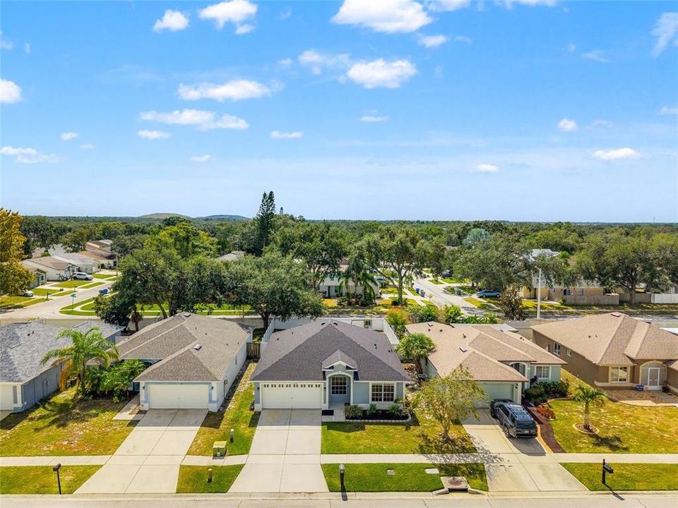 Active With Contract: $320,000 (3 beds, 2 baths, 1450 Square Feet)