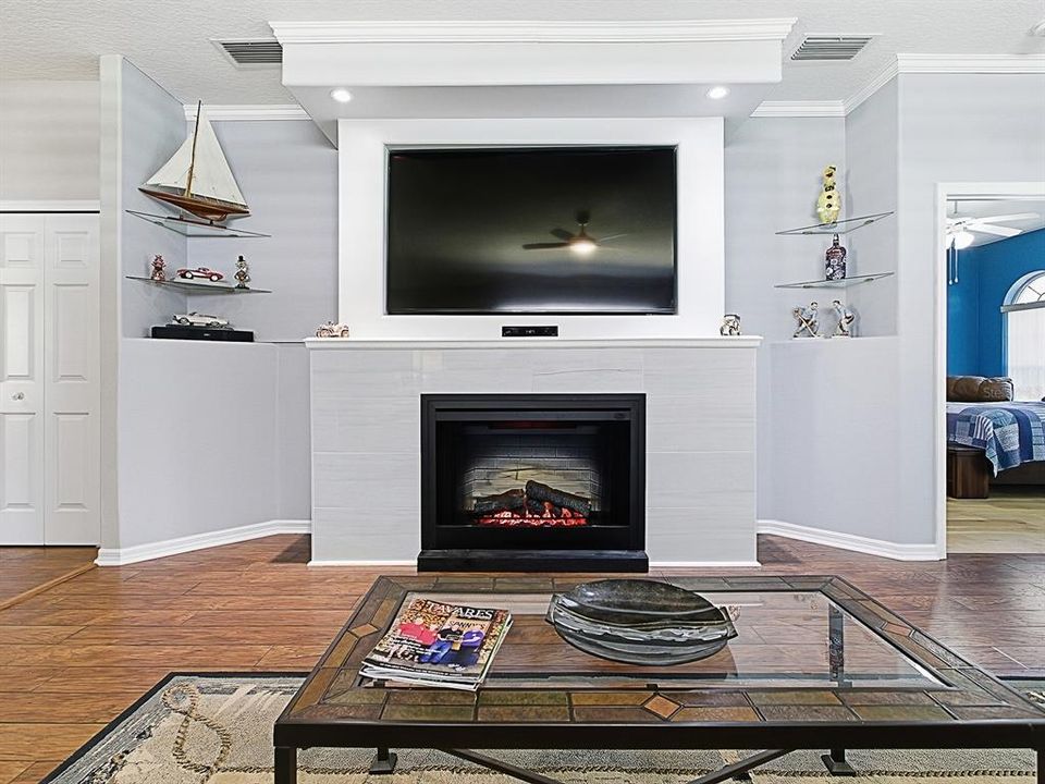 На продажу: $329,000 (2 спален, 2 ванн, 1452 Квадратных фут)