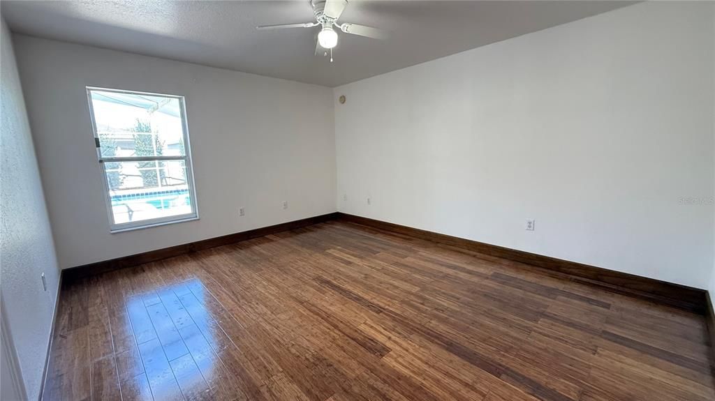 待售: $399,000 (3 贝兹, 2 浴室, 1867 平方英尺)