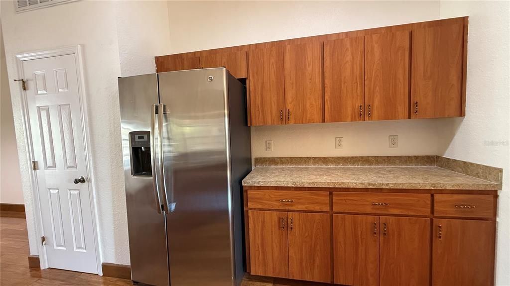 待售: $399,000 (3 贝兹, 2 浴室, 1867 平方英尺)