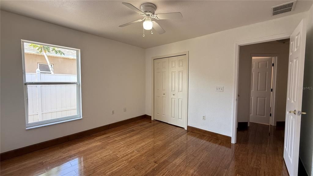 待售: $399,000 (3 贝兹, 2 浴室, 1867 平方英尺)