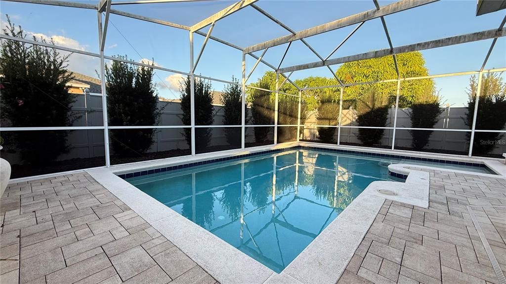 待售: $399,000 (3 贝兹, 2 浴室, 1867 平方英尺)