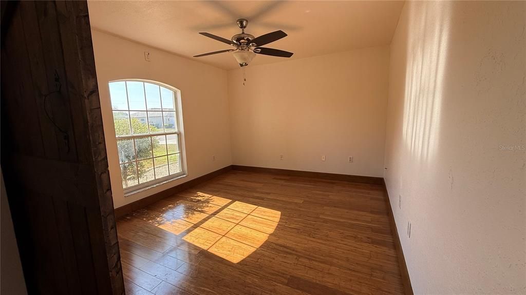 待售: $399,000 (3 贝兹, 2 浴室, 1867 平方英尺)