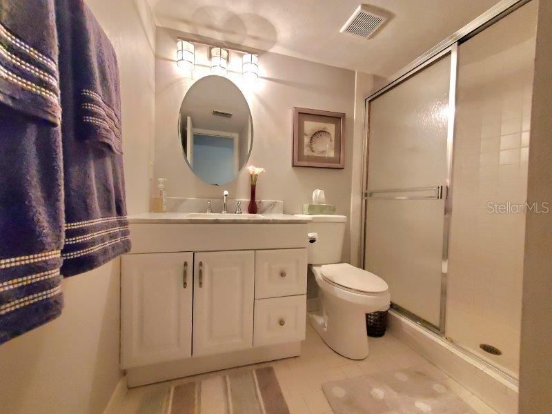 For Rent: $2,100 (2 beds, 2 baths, 1447 Square Feet)