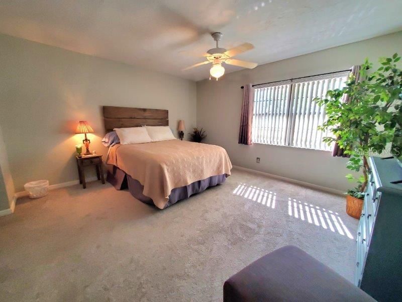 For Rent: $2,100 (2 beds, 2 baths, 1447 Square Feet)