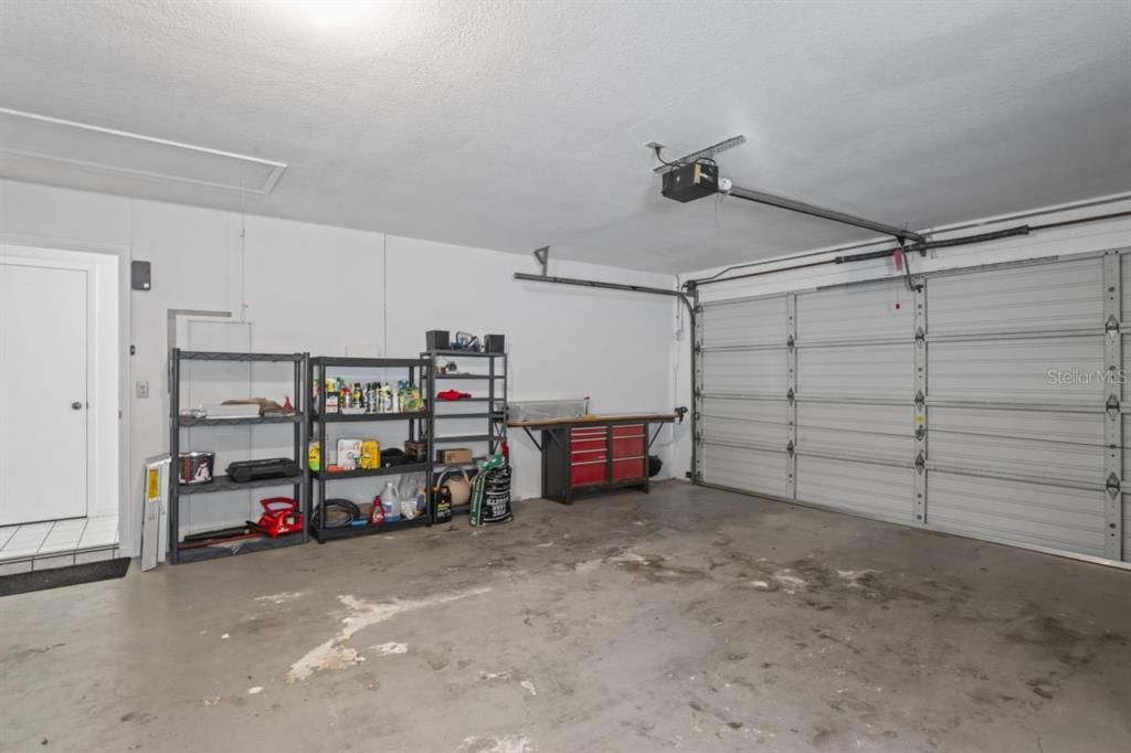 合同活跃: $259,000 (2 贝兹, 2 浴室, 1598 平方英尺)