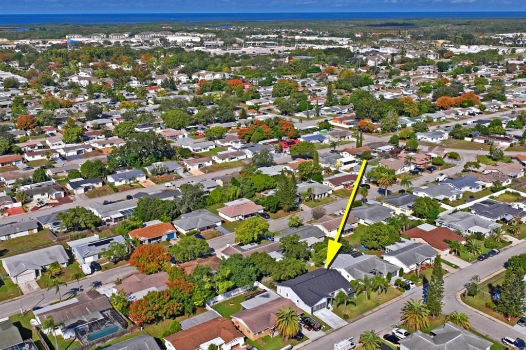 合同活跃: $259,000 (2 贝兹, 2 浴室, 1598 平方英尺)