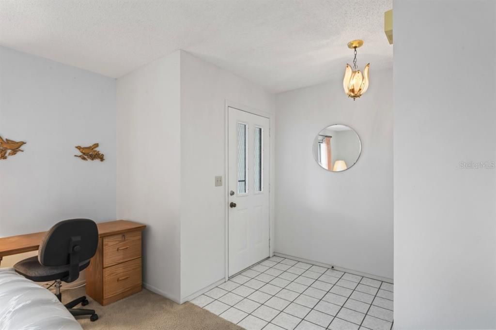 合同活跃: $259,000 (2 贝兹, 2 浴室, 1598 平方英尺)