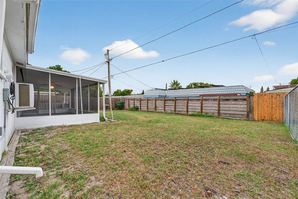 待售: $235,000 (2 贝兹, 1 浴室, 1236 平方英尺)