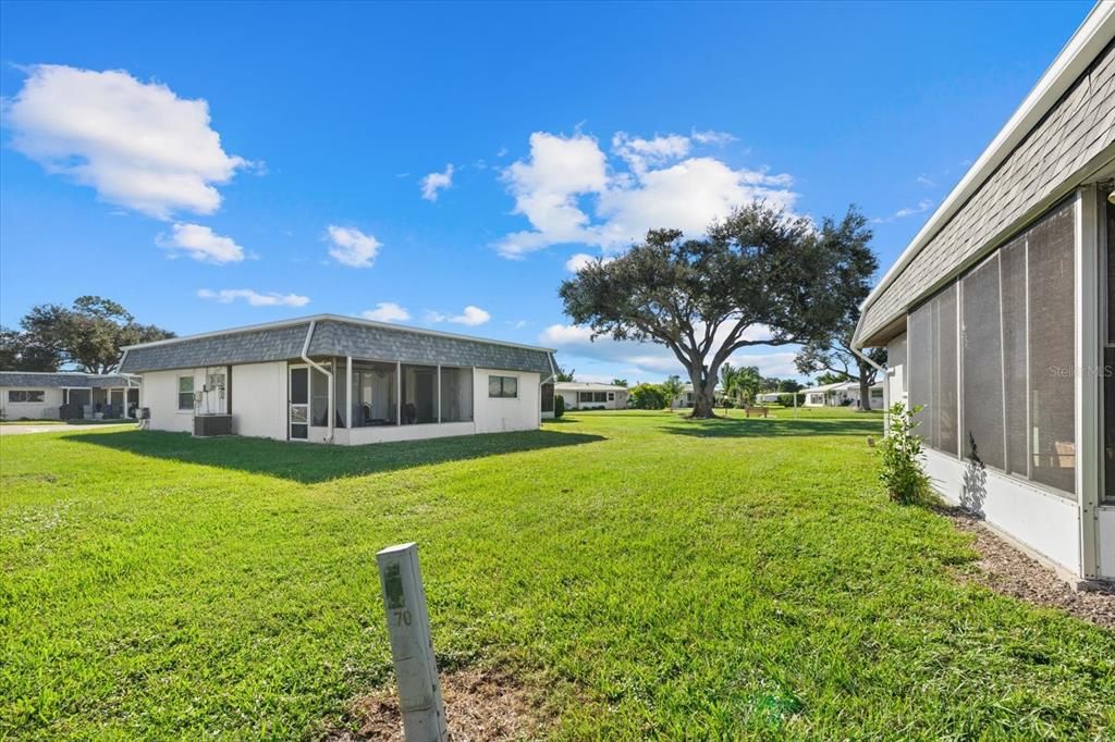 待售: $175,000 (2 贝兹, 2 浴室, 1095 平方英尺)