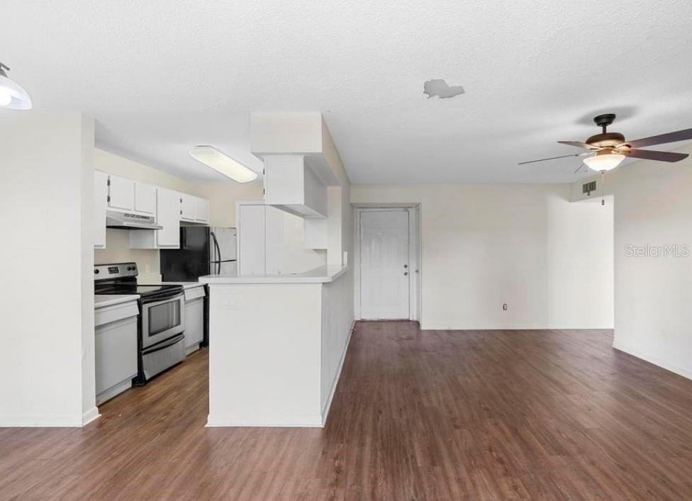 待售: $135,000 (3 贝兹, 2 浴室, 1150 平方英尺)