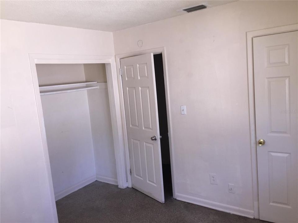 最近租的: $995 (4 贝兹, 2 浴室, 1292 平方英尺)