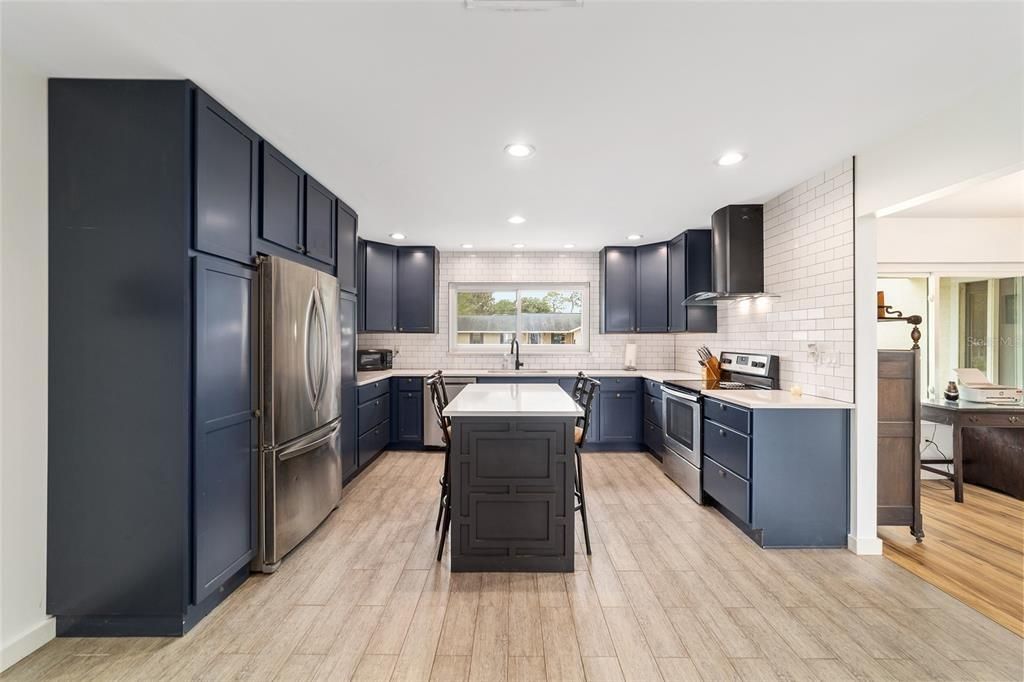 待售: $324,750 (3 贝兹, 2 浴室, 1760 平方英尺)