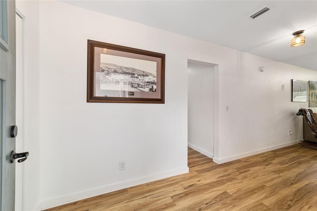 待售: $324,750 (3 贝兹, 2 浴室, 1760 平方英尺)