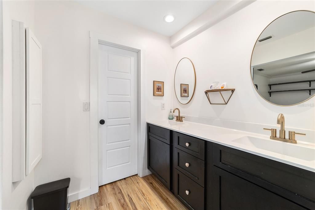 待售: $324,750 (3 贝兹, 2 浴室, 1760 平方英尺)