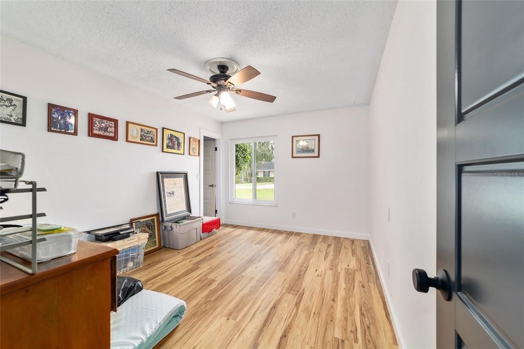 待售: $324,750 (3 贝兹, 2 浴室, 1760 平方英尺)