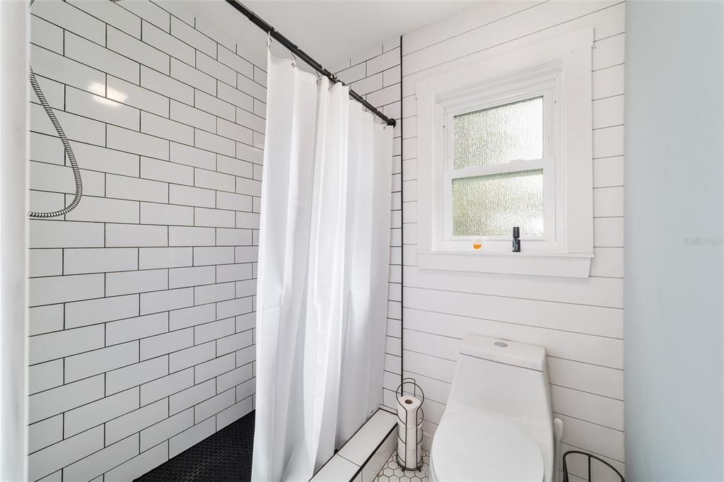 待售: $324,750 (3 贝兹, 2 浴室, 1760 平方英尺)