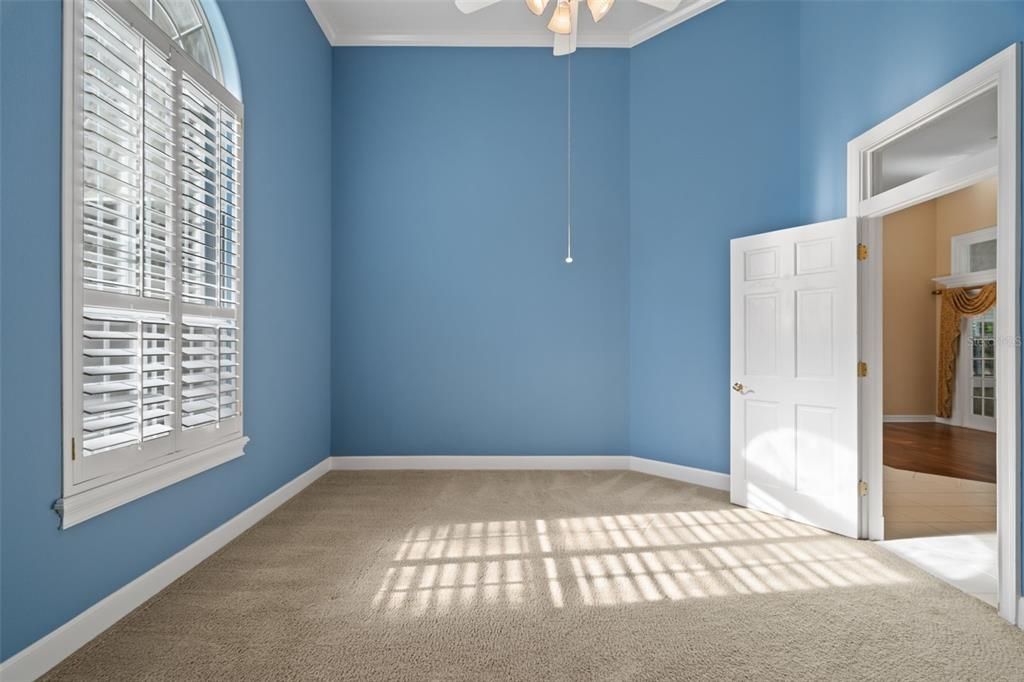 For Sale: $1,650,000 (5 beds, 5 baths, 4261 Square Feet)