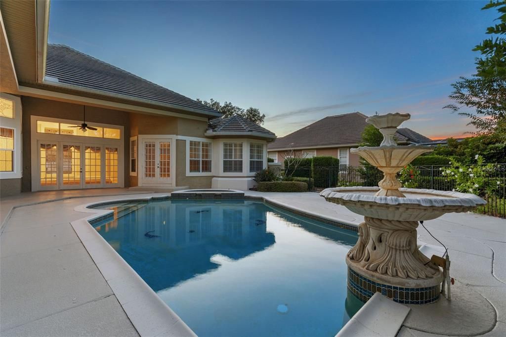 For Sale: $1,650,000 (5 beds, 5 baths, 4261 Square Feet)