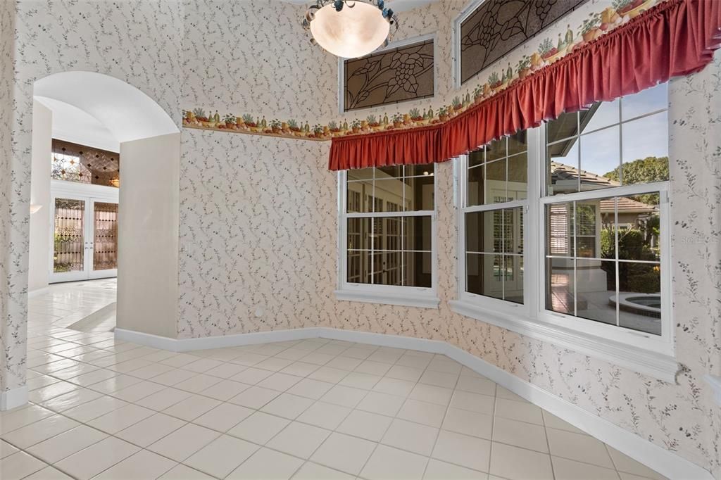 For Sale: $1,650,000 (5 beds, 5 baths, 4261 Square Feet)