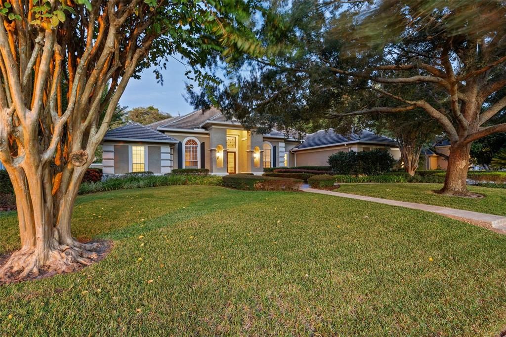 For Sale: $1,650,000 (5 beds, 5 baths, 4261 Square Feet)