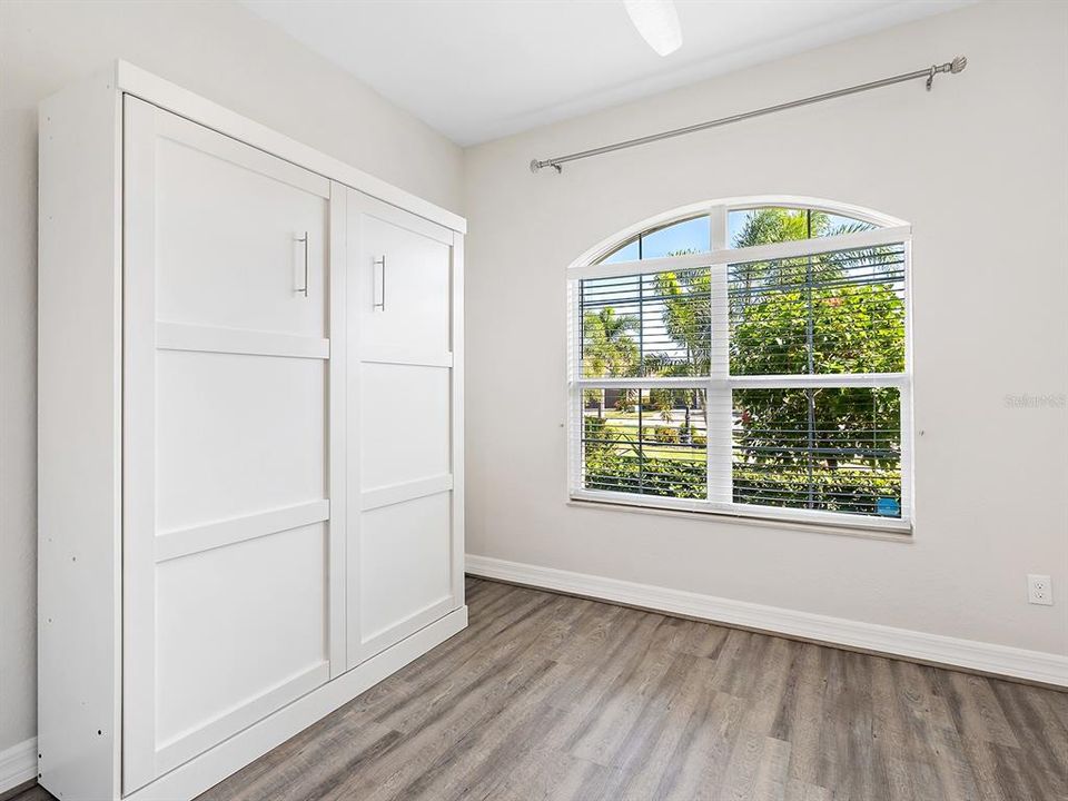 Active With Contract: $850,000 (4 beds, 3 baths, 2287 Square Feet)