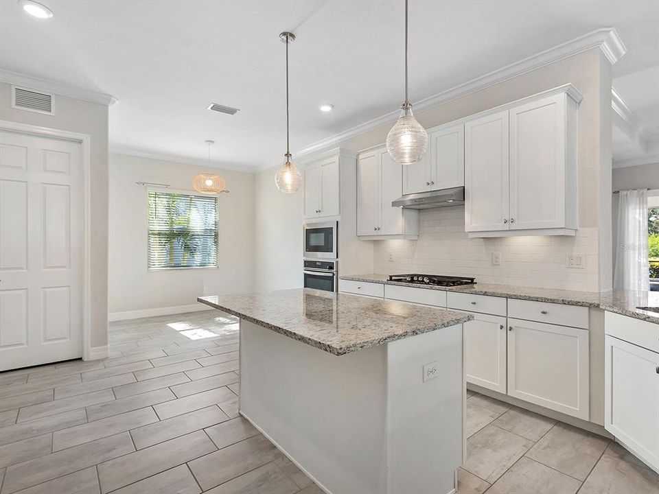 Active With Contract: $850,000 (4 beds, 3 baths, 2287 Square Feet)