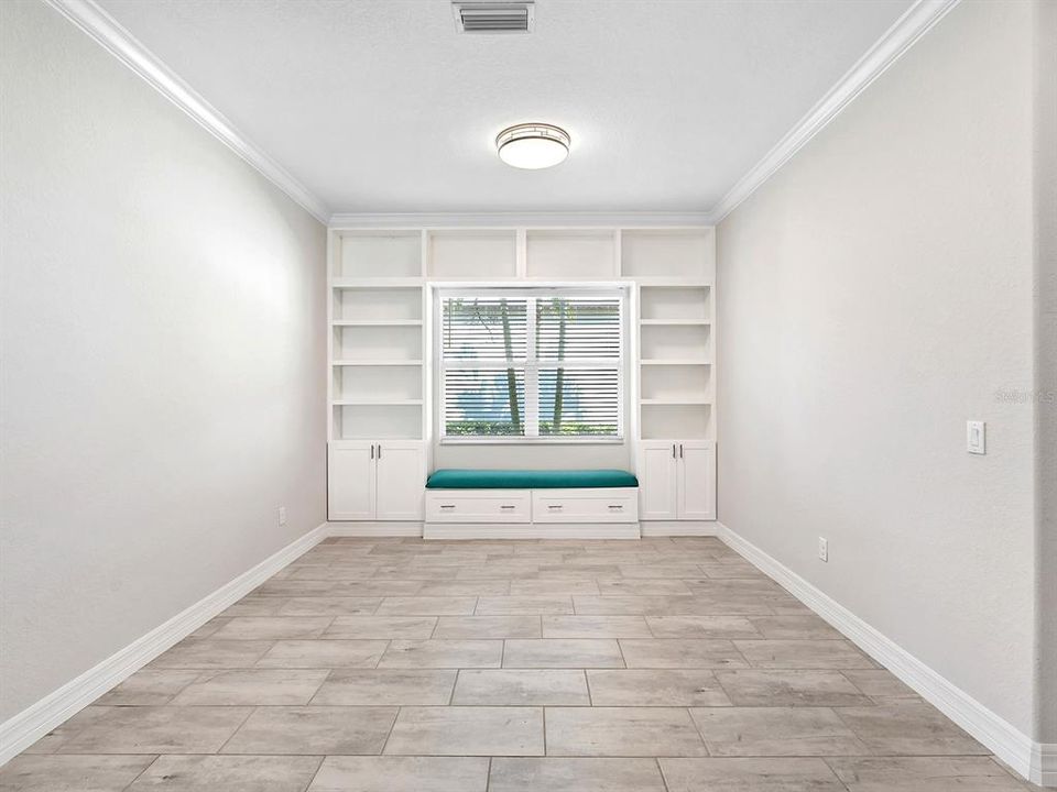 Active With Contract: $850,000 (4 beds, 3 baths, 2287 Square Feet)