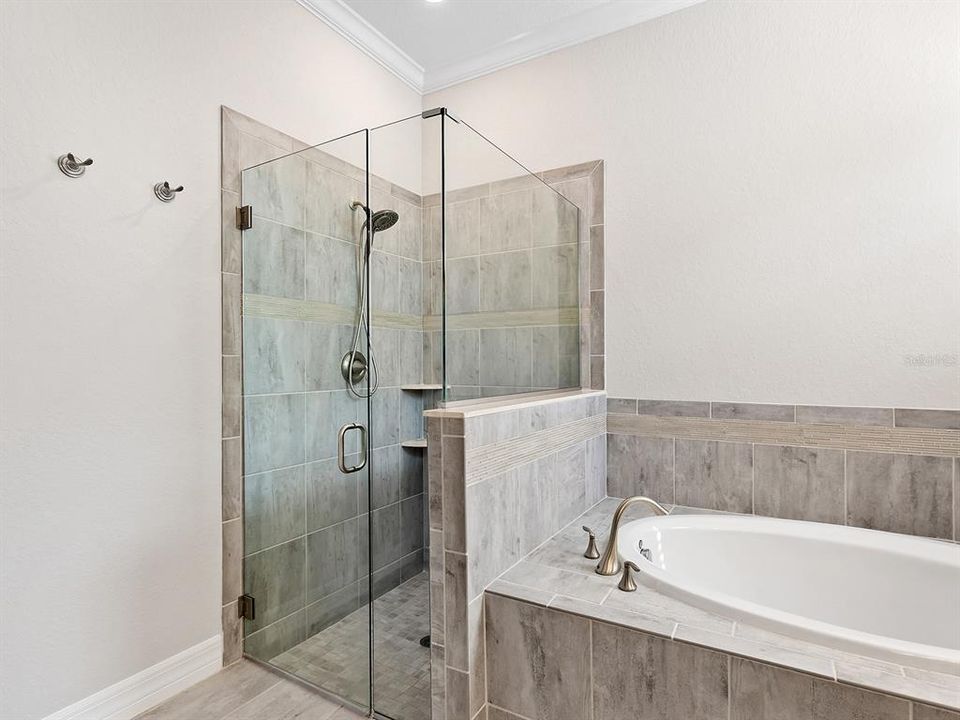 Active With Contract: $850,000 (4 beds, 3 baths, 2287 Square Feet)