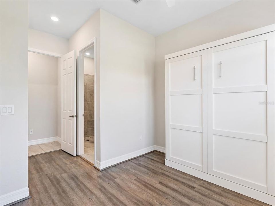 Active With Contract: $850,000 (4 beds, 3 baths, 2287 Square Feet)