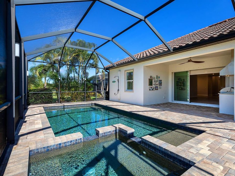 Active With Contract: $850,000 (4 beds, 3 baths, 2287 Square Feet)