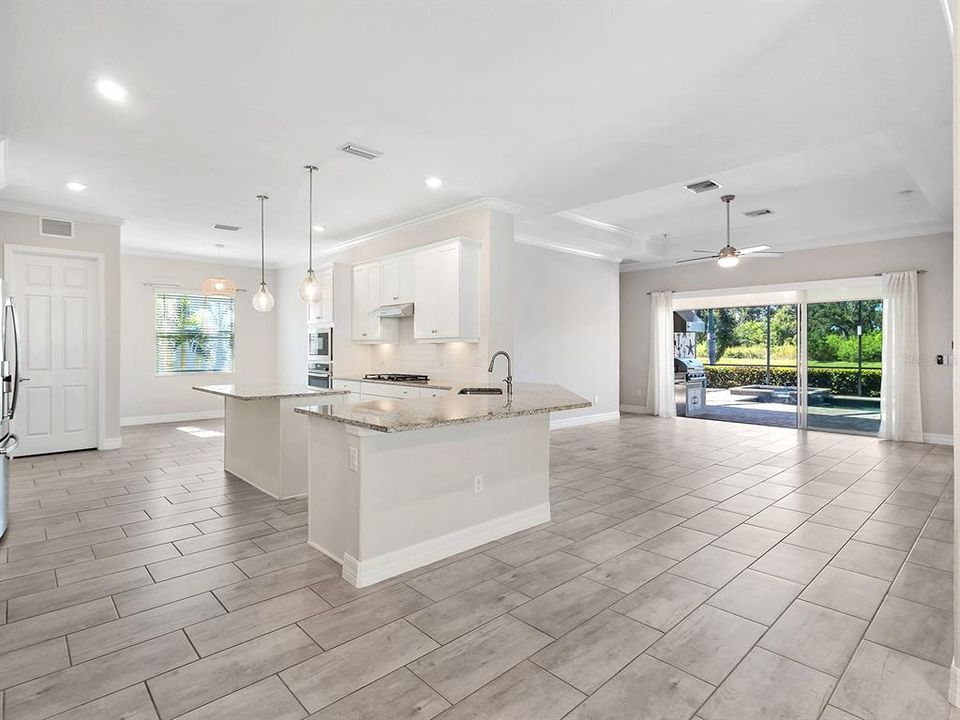 Active With Contract: $850,000 (4 beds, 3 baths, 2287 Square Feet)