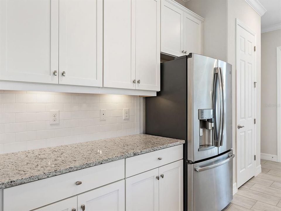 Active With Contract: $850,000 (4 beds, 3 baths, 2287 Square Feet)