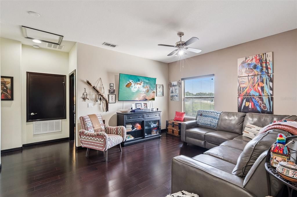 For Sale: $638,000 (4 beds, 3 baths, 3057 Square Feet)