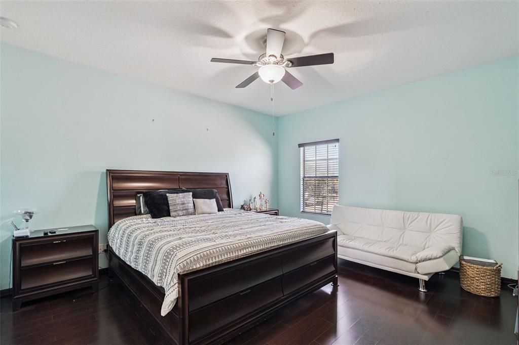 For Sale: $638,000 (4 beds, 3 baths, 3057 Square Feet)