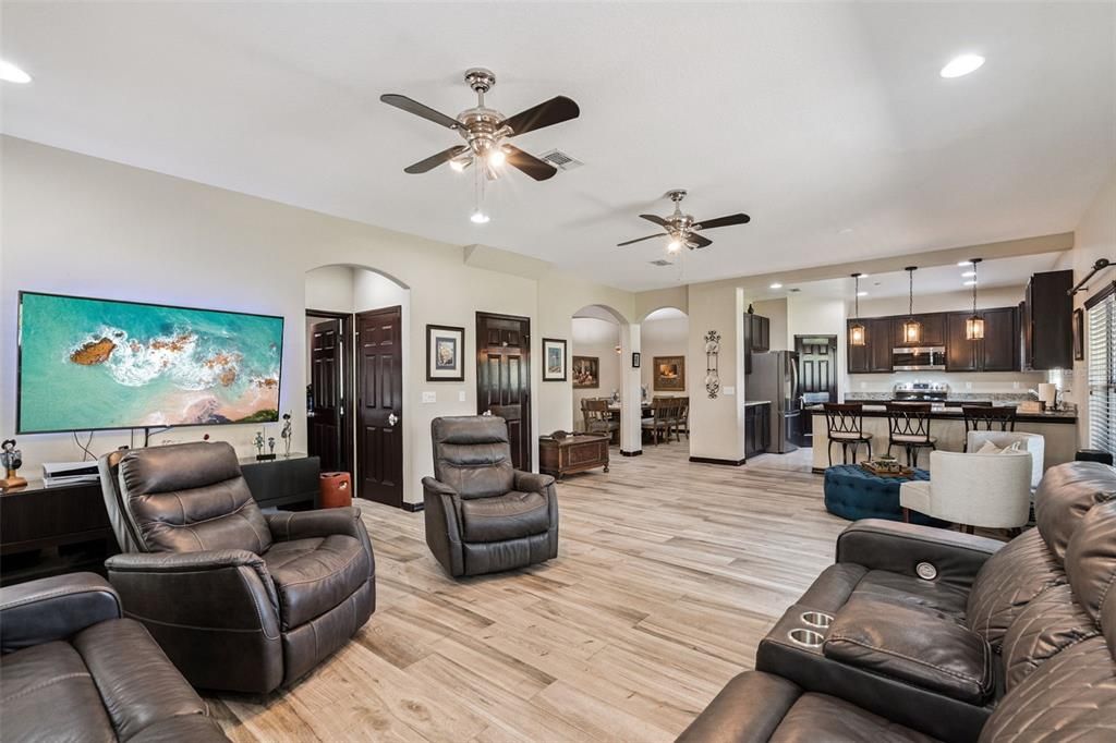 For Sale: $638,000 (4 beds, 3 baths, 3057 Square Feet)