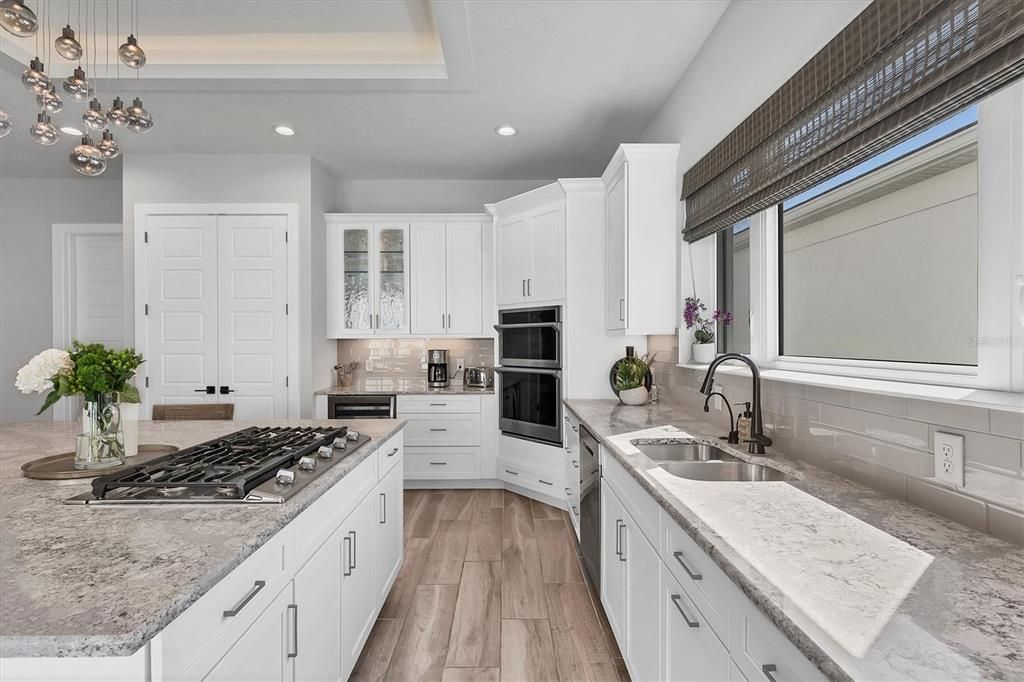 En Venta: $2,100,000 (4 camas, 4 baños, 3852 Pies cuadrados)