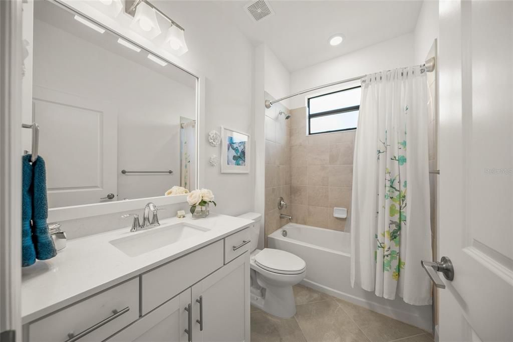 For Sale: $899,000 (3 beds, 3 baths, 2455 Square Feet)