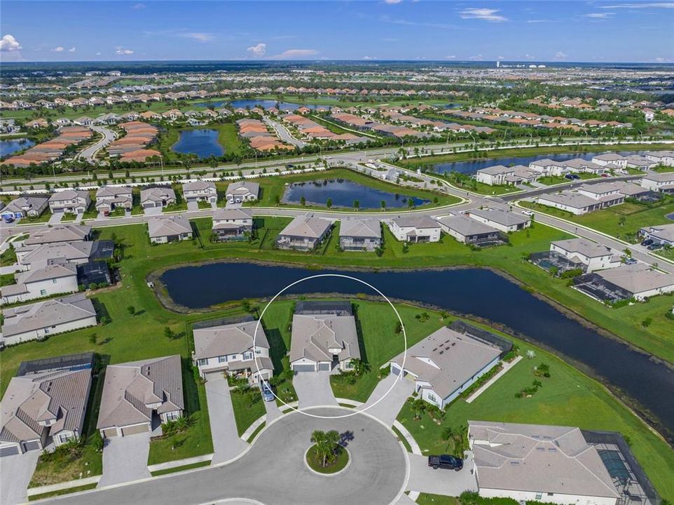 For Sale: $899,000 (3 beds, 3 baths, 2455 Square Feet)