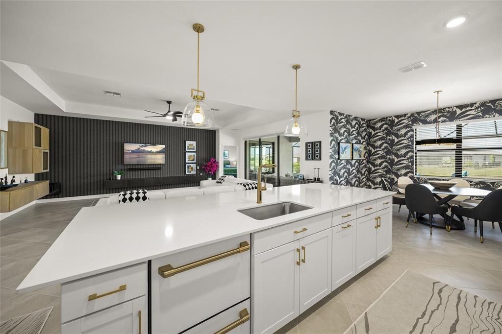 For Sale: $899,000 (3 beds, 3 baths, 2455 Square Feet)