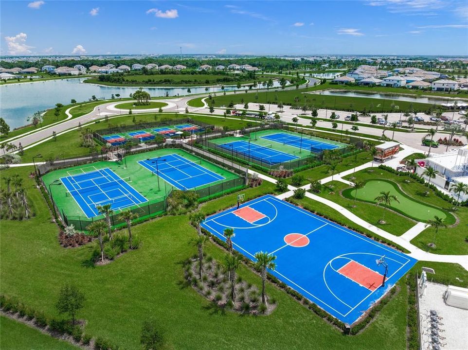 For Sale: $899,000 (3 beds, 3 baths, 2455 Square Feet)