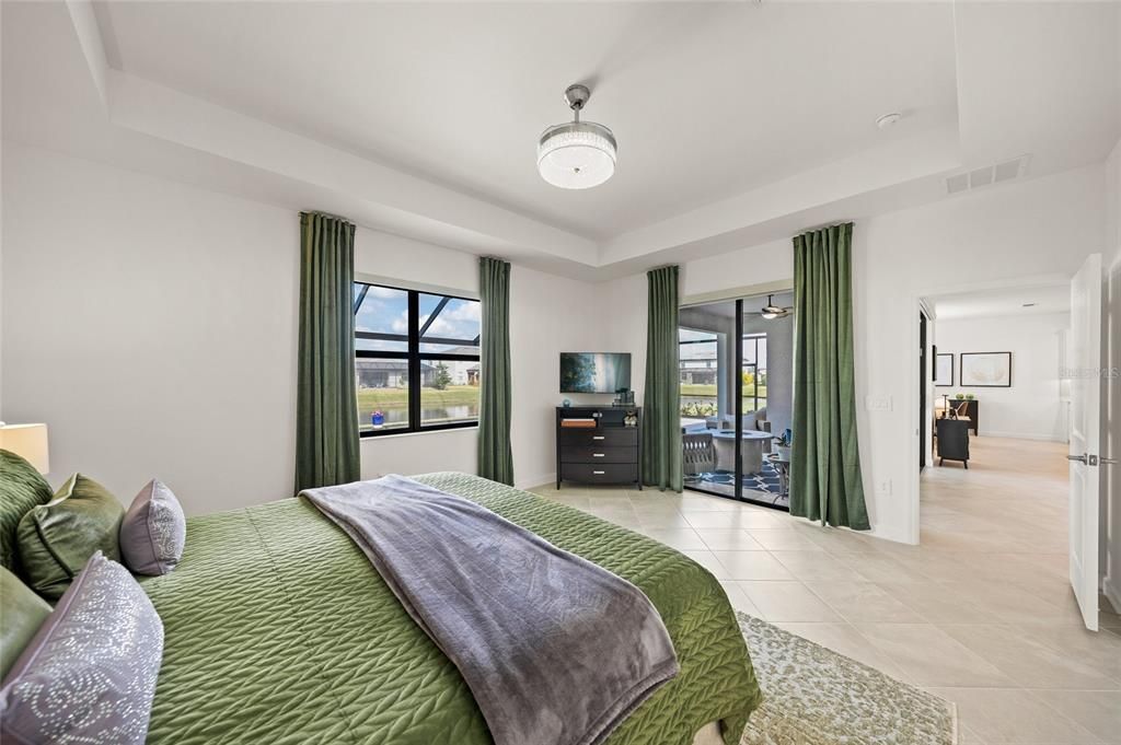 For Sale: $899,000 (3 beds, 3 baths, 2455 Square Feet)