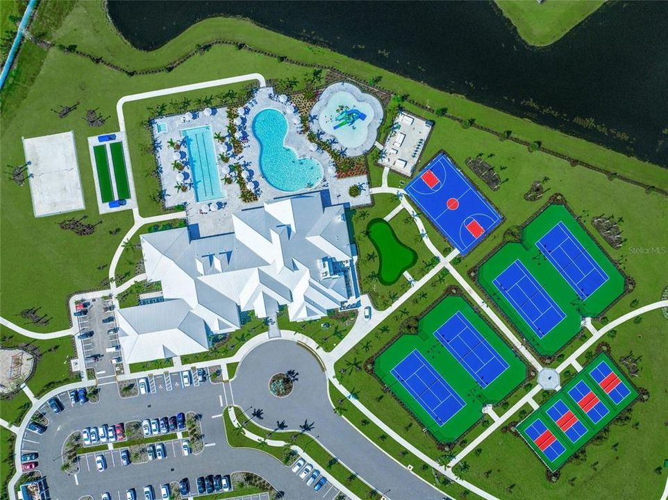 For Sale: $899,000 (3 beds, 3 baths, 2455 Square Feet)