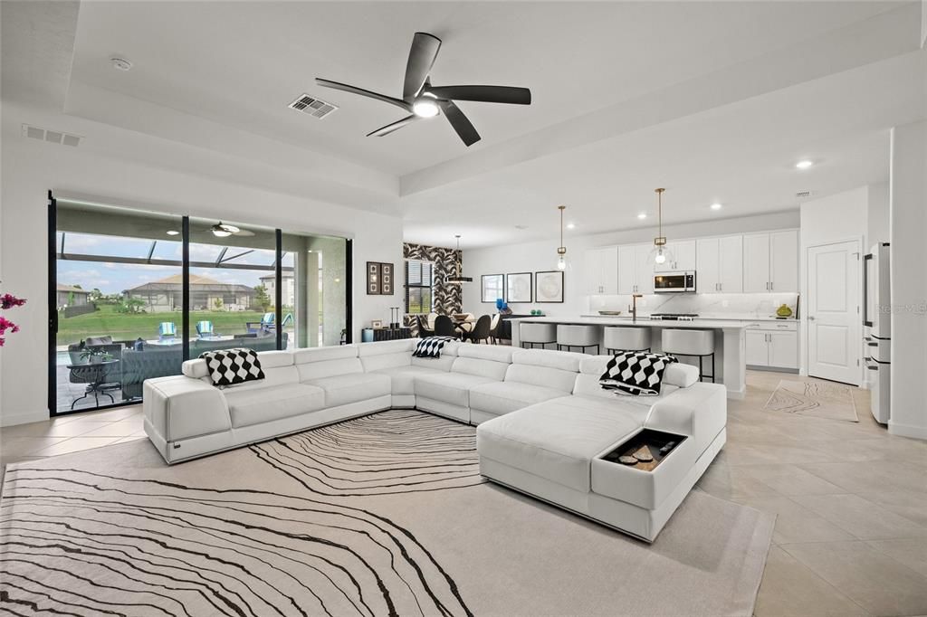 For Sale: $899,000 (3 beds, 3 baths, 2455 Square Feet)